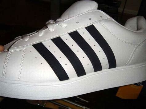 fake adidas 4 stripes